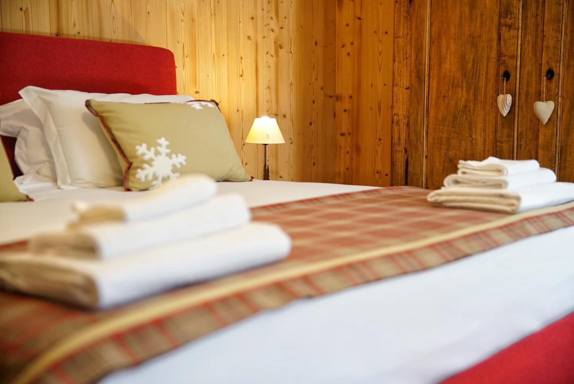 Lo Chalet Bed & Breakfast Pontboset Luaran gambar